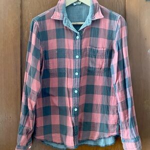 Faherty Pink and Gray Buffalo Plaid Button-Down Shirt